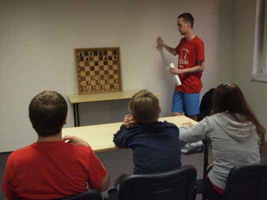 Šachový tábor (Růžená, 3. - 10. 8. 2013) - VIP přednáška Vítka Moravce