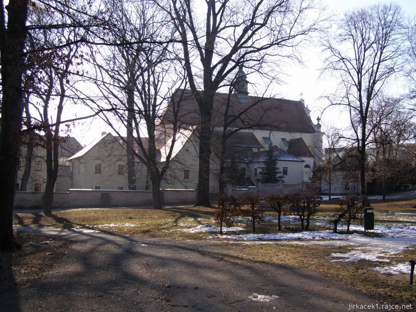 Brno Královo Pole - klášter kartuziánů - park a kostel Nejsvětější Trojice