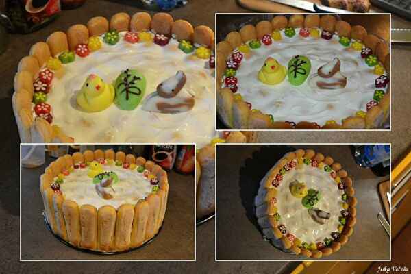 velikonoční dort z jahod, piškotů a zakysané smetany