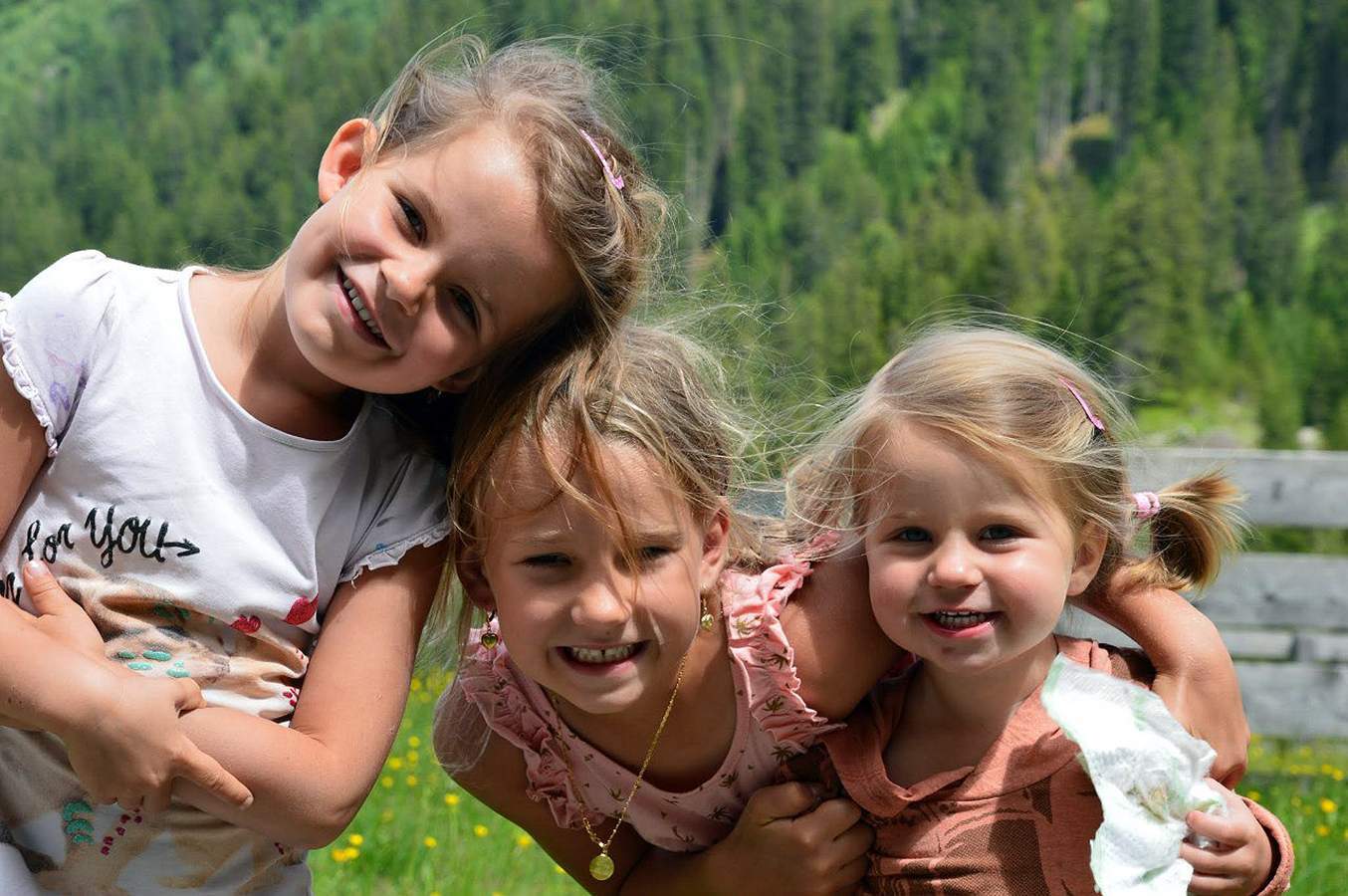 Léto s mými dcerami - Matka tří dívek - album na Rajčeti